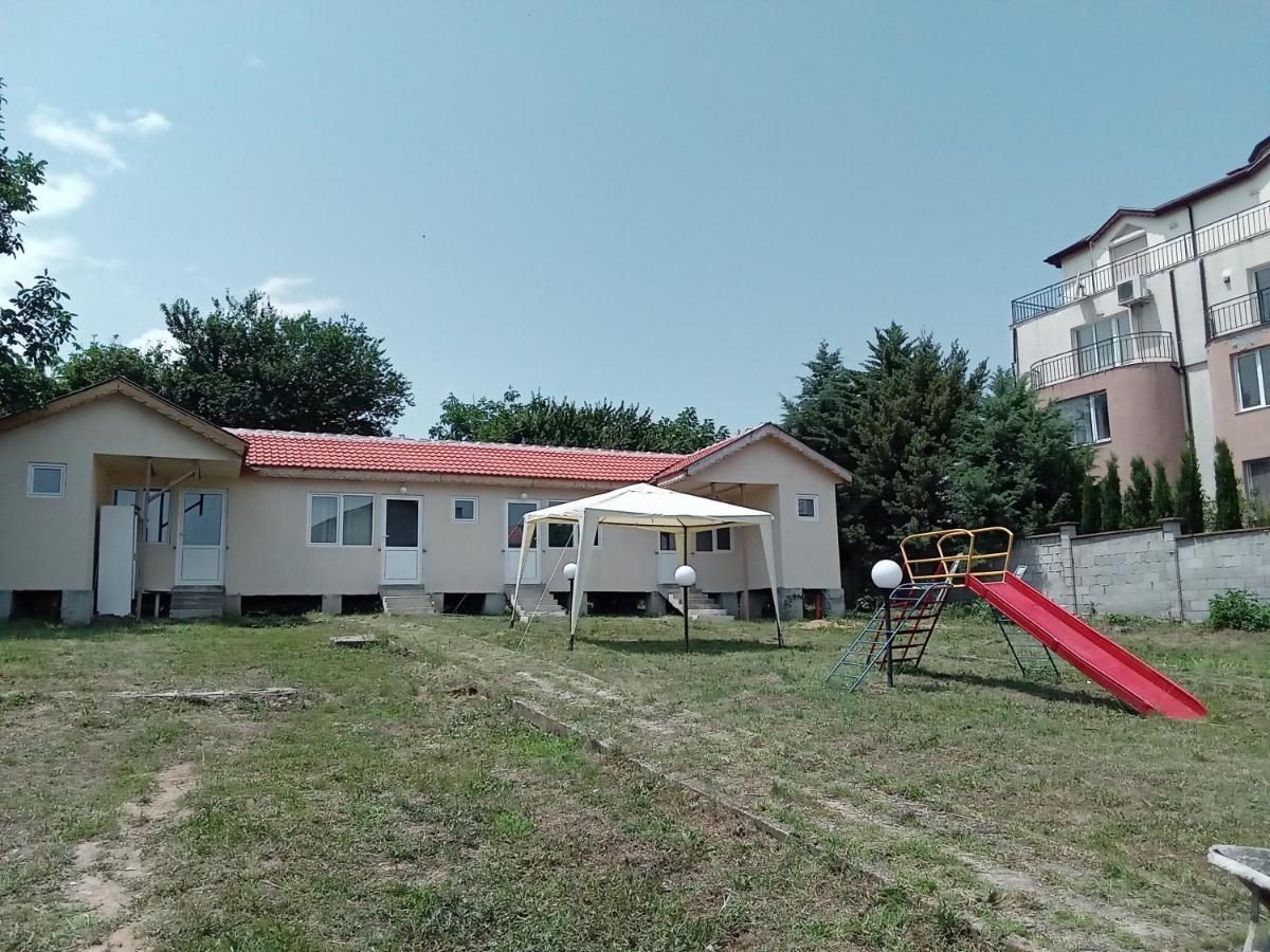 Krimski Guest House And Bungalows Byala (Varna) Exterior foto
