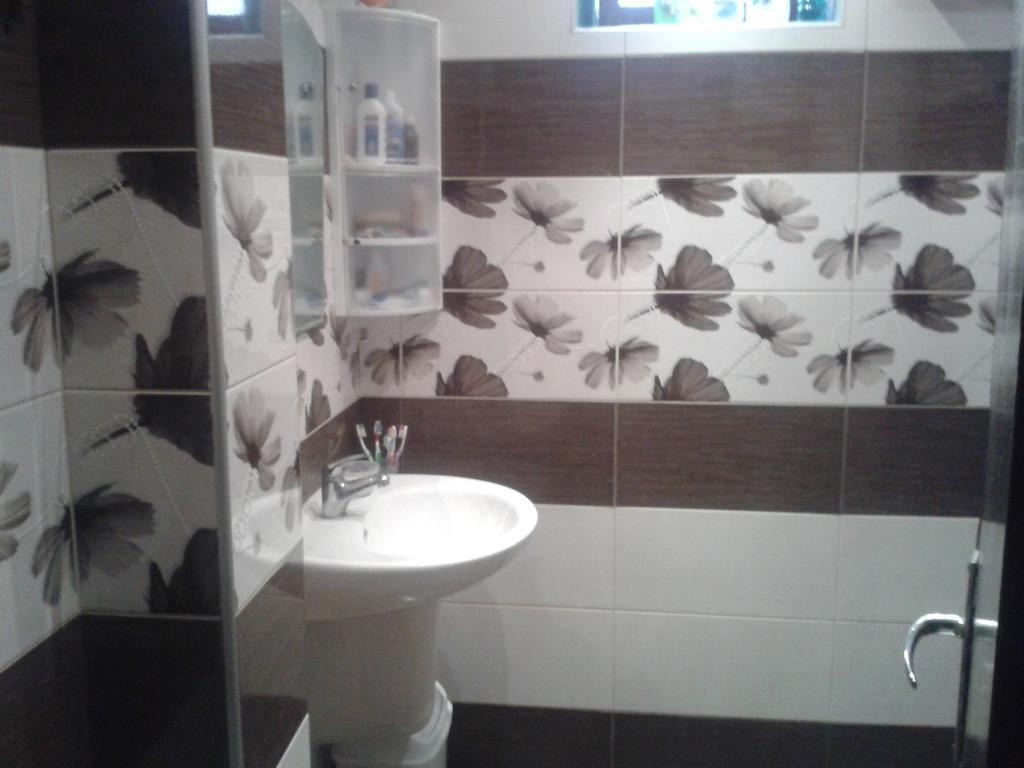Krimski Guest House And Bungalows Byala (Varna) Quarto foto